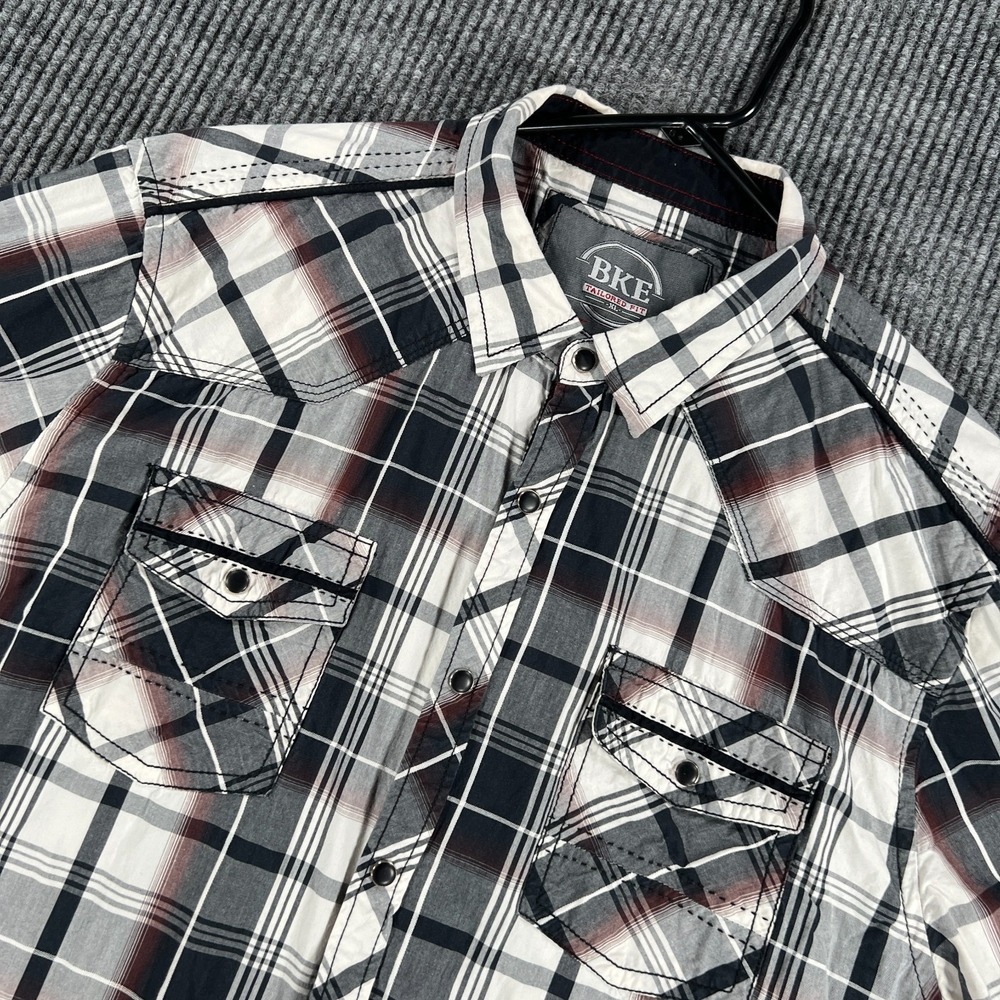 BKE Shirt Mens XL Extra Large Black White Plaid Long Sleeve Pearl Snap Western